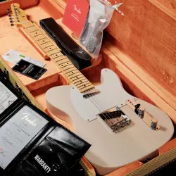 FENDER CUSTOM SHOP VINTAGE CUSTOM 1958 TOP-LOAD TELECASTER AGED WHITE BLONDE