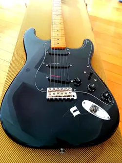 ??FENDER AMERICAN