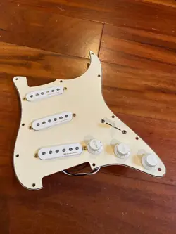 PICKUPS ASSEMBLY AGED