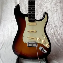 ULTRA STRATOCASTER R229