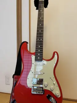 FENDER 2024 HSS STRATOCASTER MODENA RED SAFE PACKING!