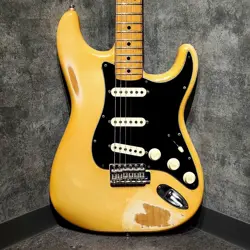 FENDER /FENDER 1976 MADE STRATOCASTER ELECTRIC GUITAR ST TYPE