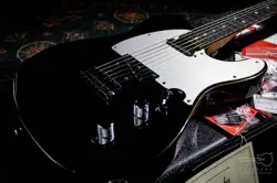 FENDER AMERICAN ULTRA II TELECASTER EB / 2024