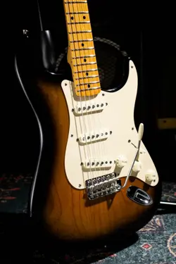 FENDER ERIC JOHNSON STRATOCASTER / 2006 (2006)
