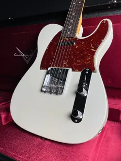 FENDER CUSTOM SHOP 1963 TELECASTER JOURNEYMAN - AGED OLYMPIC WHITE (2025)