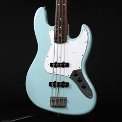 FENDER  JAPAN TRADITIONAL 60S JAZZ BASS  DAPHNE BLUE~ 2017