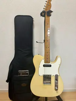 ELECTRIC GUITAR FENDER CLASSIC SERIES '50S TELECASTER MADE IN MEXICO WITH CASE