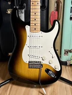 ELECTRIC GUITAR FENDER CUSTOM MADE EXTRAD STRATOCASTER SUNBURST 1989 JAPAN