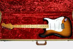 54 STRATOCASTER