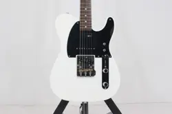 FENDER MIYAVIECASTER