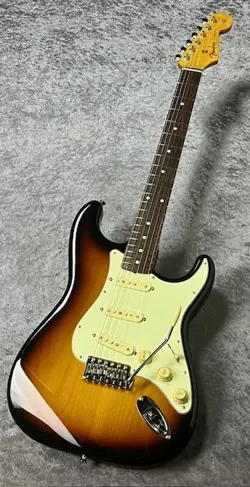 FENDER JAPAN ST62/VSP 3TS STRATOCASTER 3 TONE SUNBURST MADE IN JAPAN 2013 GUITAR