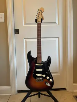 2019 FENDER DELUXE STRATOCASTER ASH 2-COLOR SUNBURST GUITAR STRAT 0147103303