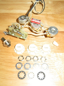 EMERSON USA AGED WHITE STRATOCASTER ELECTRONIC CONTROL POTS HARNESS