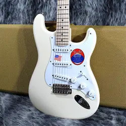 FENDER ERIC CLAPTON STRATOCASTER MAPLE FINGERBOARD OLYMPIC WHITE