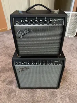 20 FENDER CHAMPION