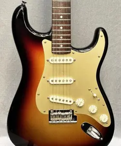 FENDER FSR AMERICAN STANDARD STRATOCASTER USED ALDER W/HARD CASE
