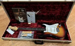 1965 FENDER STRATOCASTER CUSTOM SHOP LIMITED EDITION SUNBURST “FLAMED NECK”