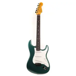 DELUXE STRATOCASTER NOS