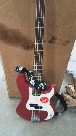 P-BASS MATTE FINISH