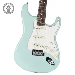 2017 FENDER AMERICAN PROFESSIONAL STRATOCASTER LIMITED EDITION DAPHNE BLUE