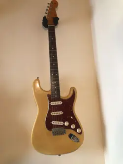 ELECTRIC GUITAR FENDER CUSTOM SHOP MASTER GRADE 1997 STRATOCASTER ASH BODY