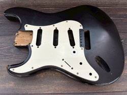 ST68-LH STRATOCASTER