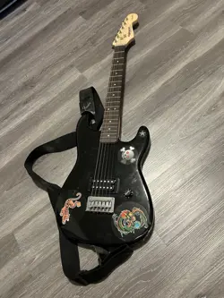 ELECTRIC INSTRUMENT GUITAR