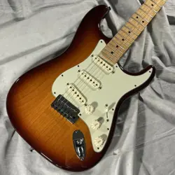 FENDER /AMDXSTN3ASH/M ELECTRIC