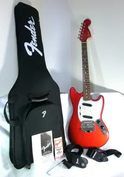 ELECTRIC GUITAR FENDER JAPAN MUSTANG MG69 MH CANDY RED WITH ACCESSORIES