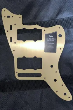 II SERIES PICKGUARD