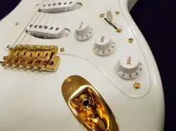 FENDER KEN STRATOCASTER EXPERIMENT 1 L ARC-EN-CIEL SIGNATURE MODEL