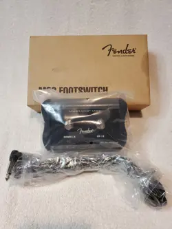 NEW SEALED FENDER MUSTANG MS2 2 BUTTON FOOT SWITCH 1/4