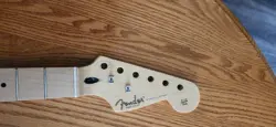 FENDER 60S STRATOCASTER MAPLE NECK USED