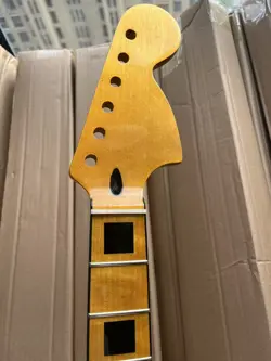 22 FRET YELLOW BIG HEAD ST GUITAR NECK CANADA MAPLE FINGERBOARD FOR START FENDER