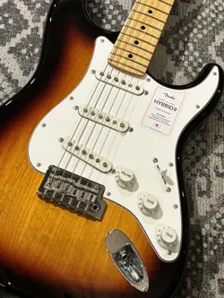 FENDER MADE IN JAPAN HYBRID II STRATOCASTER MAPLE FINGERBOARD 3CS