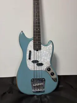 MUSTANG BASS7/2