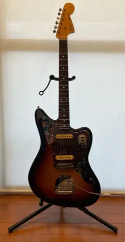 ELECTRIC GUITAR FENDER JAGUAR SUNBURST 2002-2004 CRAFTED IN JAPAN S/N Q036330