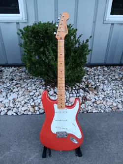 SQUIER CLASSIC VIBE 50S STRATOCASTER FIESTA RED ~ NEW FENDER GIG BAG ~ EXCELLENT