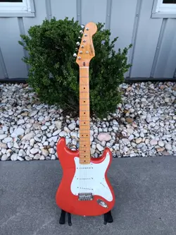 50S STRATOCASTER FIESTA