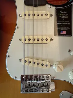 1961 STRATOCASTER 3-COLOR