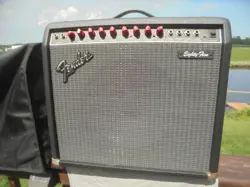 SORRY TO RELIST   FENDER GUITAR AMPLIFIER - 