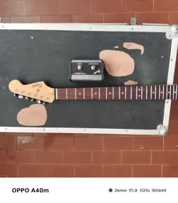 2008 SQUIER BY FENDER NECK/MANICO +FENDER PEDAL