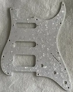 FOR FENDER US STRATOCASTER HSS 11 SCREW HOLE GUITAR PICKGUARD, 4 PLY WHITE PEARL