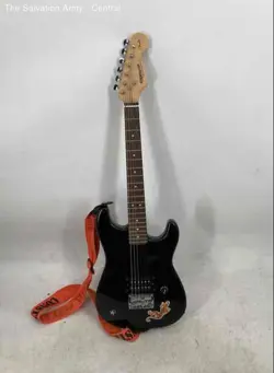 FENDER BLACK STARCASTER