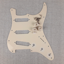 2003 STARCASTER STRATOCASTER SINGLE PLY 11 HOLE SSS PICKGUARD WITH KNOBS, SCREWS