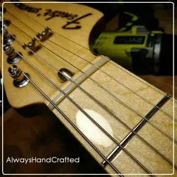 ALWAYSHANDCRAFTED UNBLEACHED BONE NUT MADE FOR FENDER GUITAR - FLAT BOTTOM