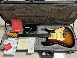 STRATOCASTER 3TS ELECTRIC