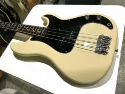 FENDER JAPAN FENDER JAPAN PB-70US OWH 1997-2000 USED ELECTRIC BASS