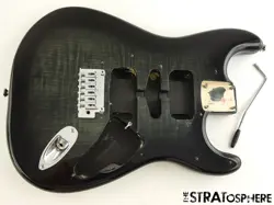 +HARDWARE STRATOCASTER BLACK