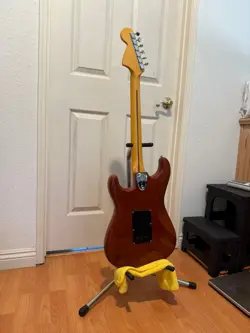 STRATOCASTER MOCHA